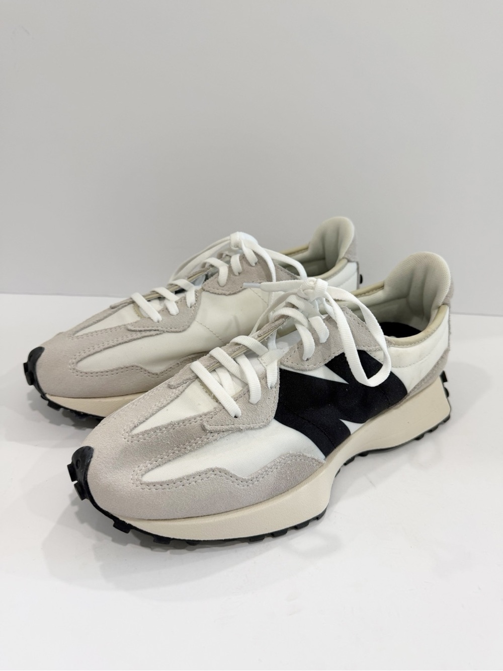 New Balance 327 Women’s Shoes - Picture 8 of 10